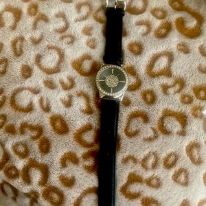 NWT D&G watch